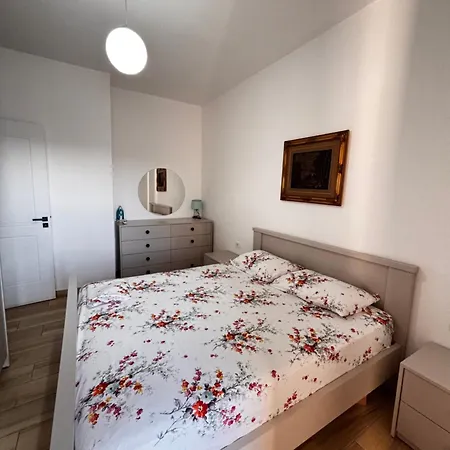 Apartment 23 *